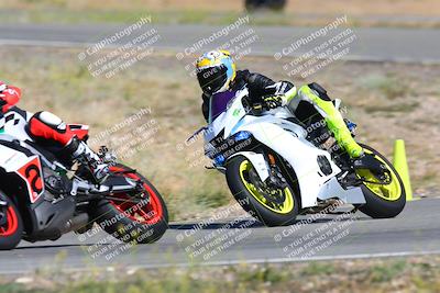 media/Oct-14-2023-TrackXperience (Sat) [[0517685739]]/Level 1/session 2 turn 4/